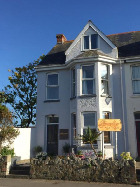 Smarties Guest House